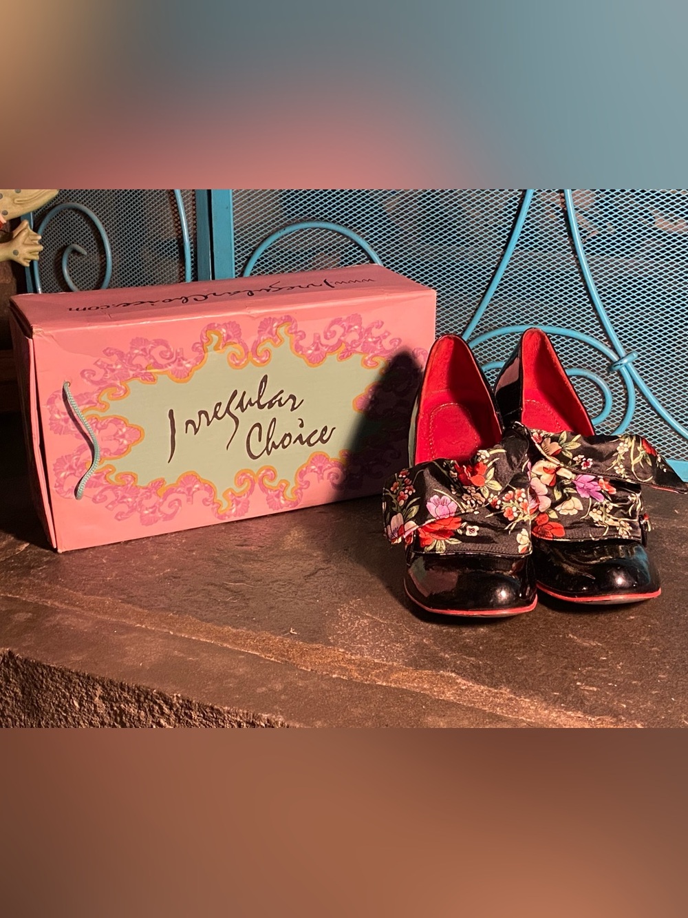 2009 Irregular Choice Flick Flack Mutiny pumps,black patent leather,floral satin